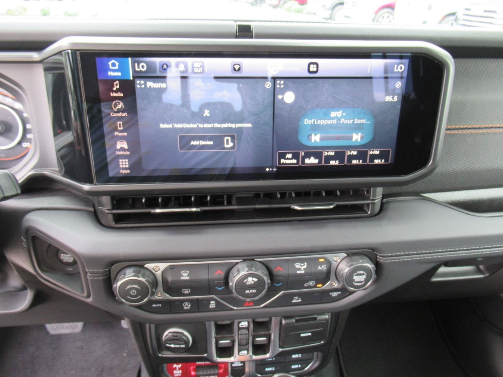 2026 Jeep Gladiator Mojave