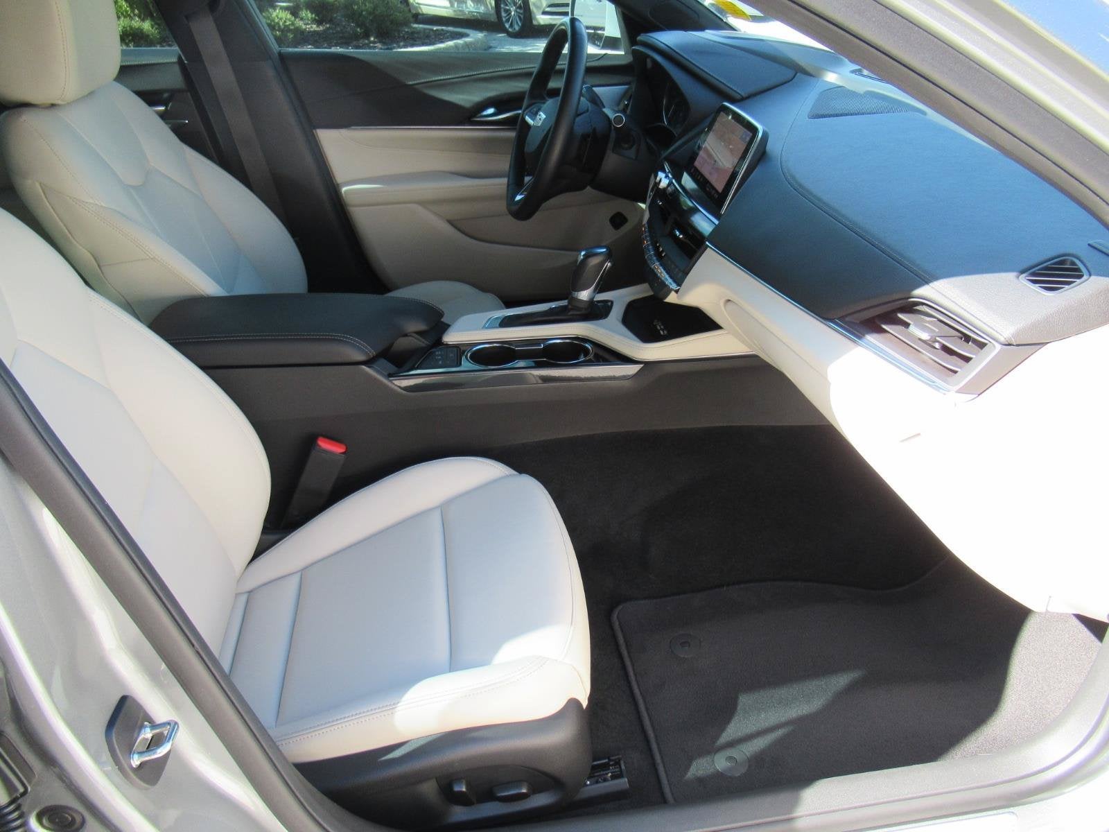 2023 Cadillac CT4 Luxury
