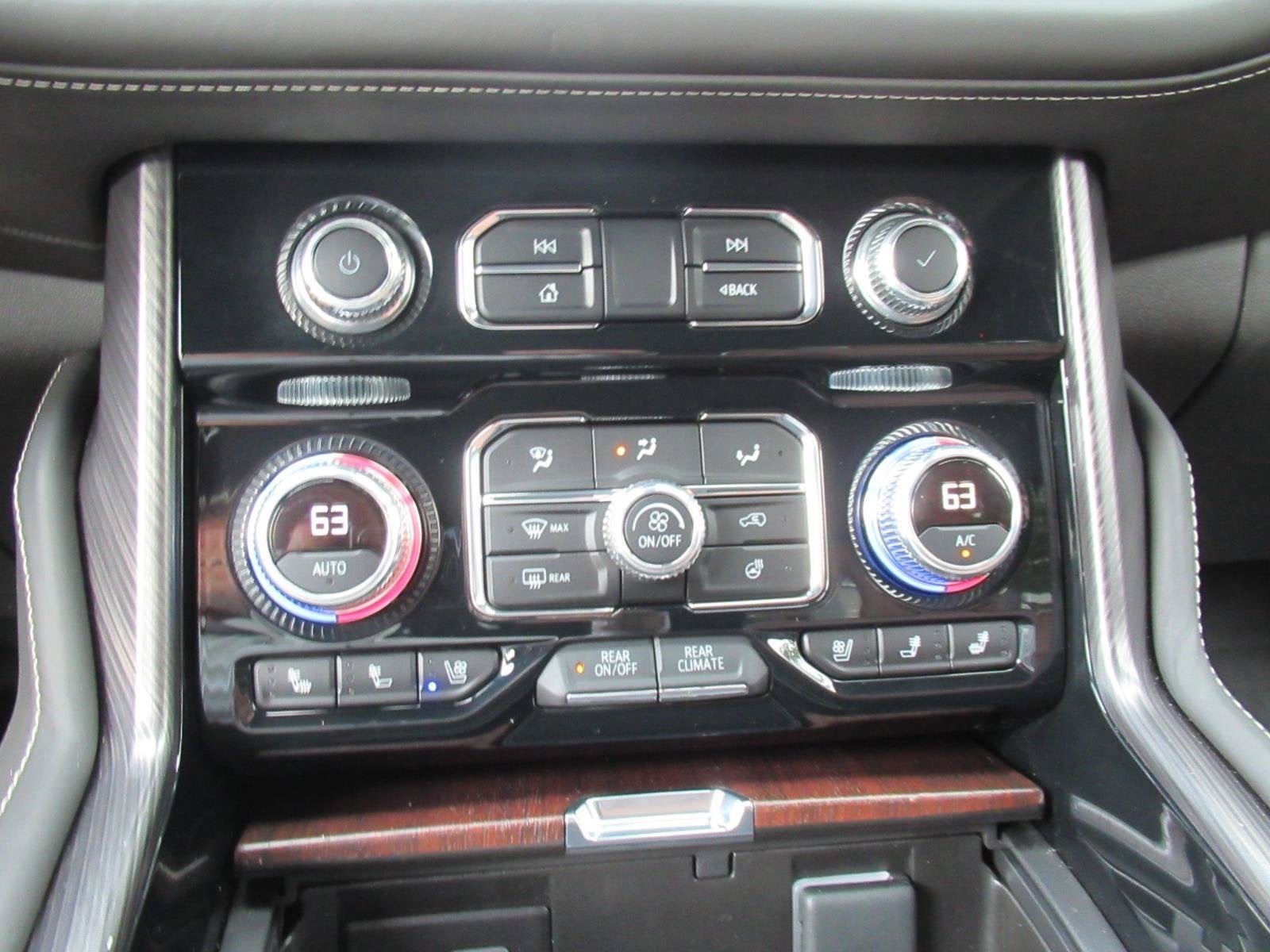 2024 GMC Yukon Denali Ultimate