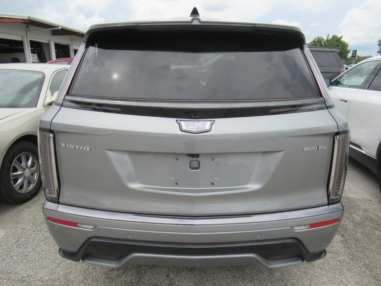 2026 Cadillac VISTIQ Platinum