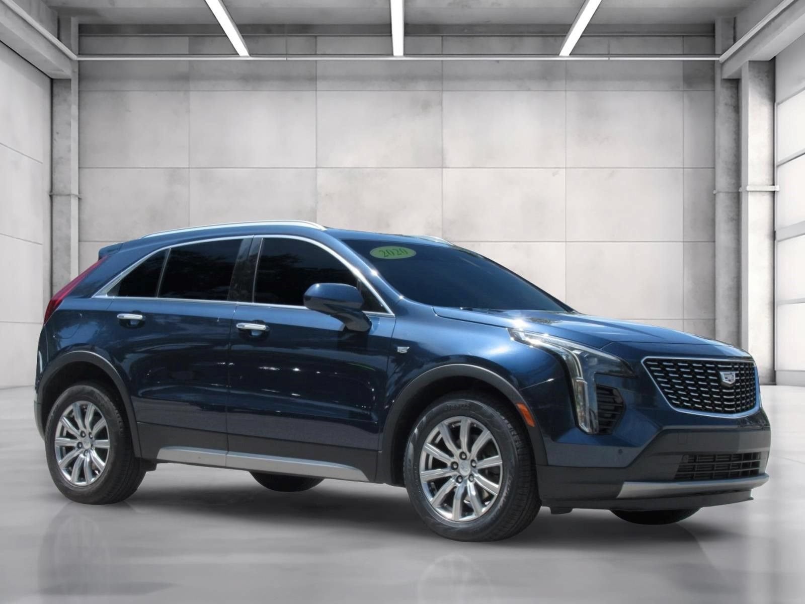 2020 Cadillac XT4 FWD Premium Luxury