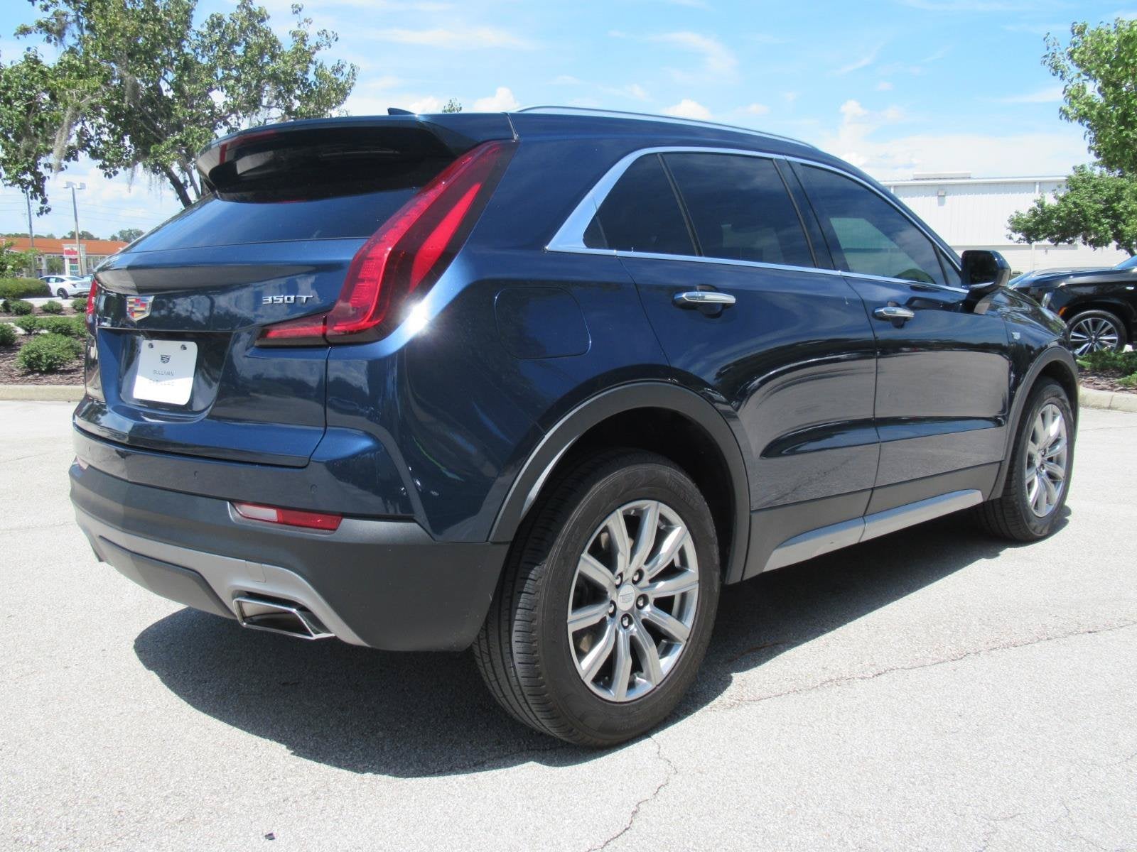 2020 Cadillac XT4 FWD Premium Luxury