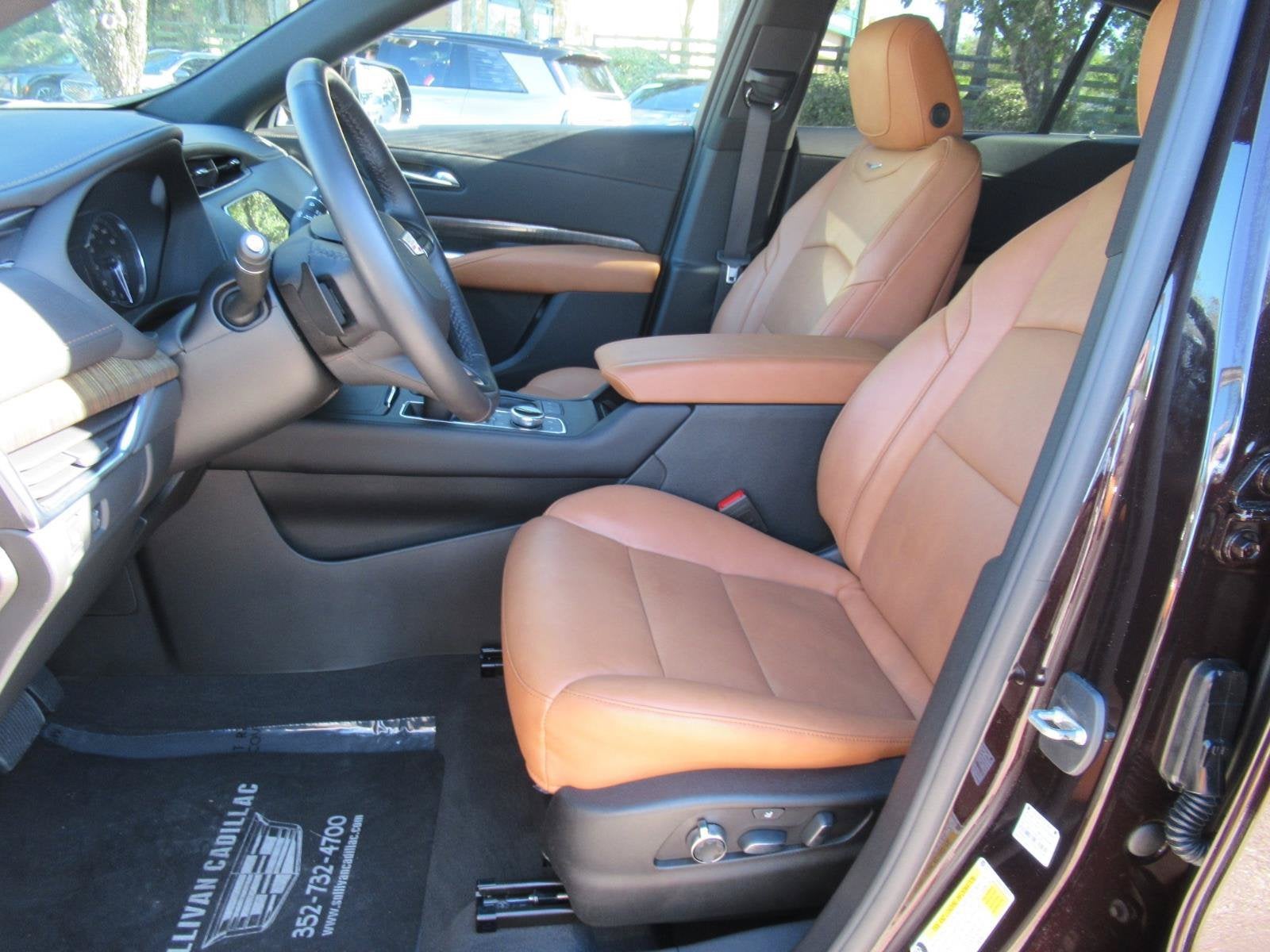 2021 Cadillac XT4 FWD Premium Luxury