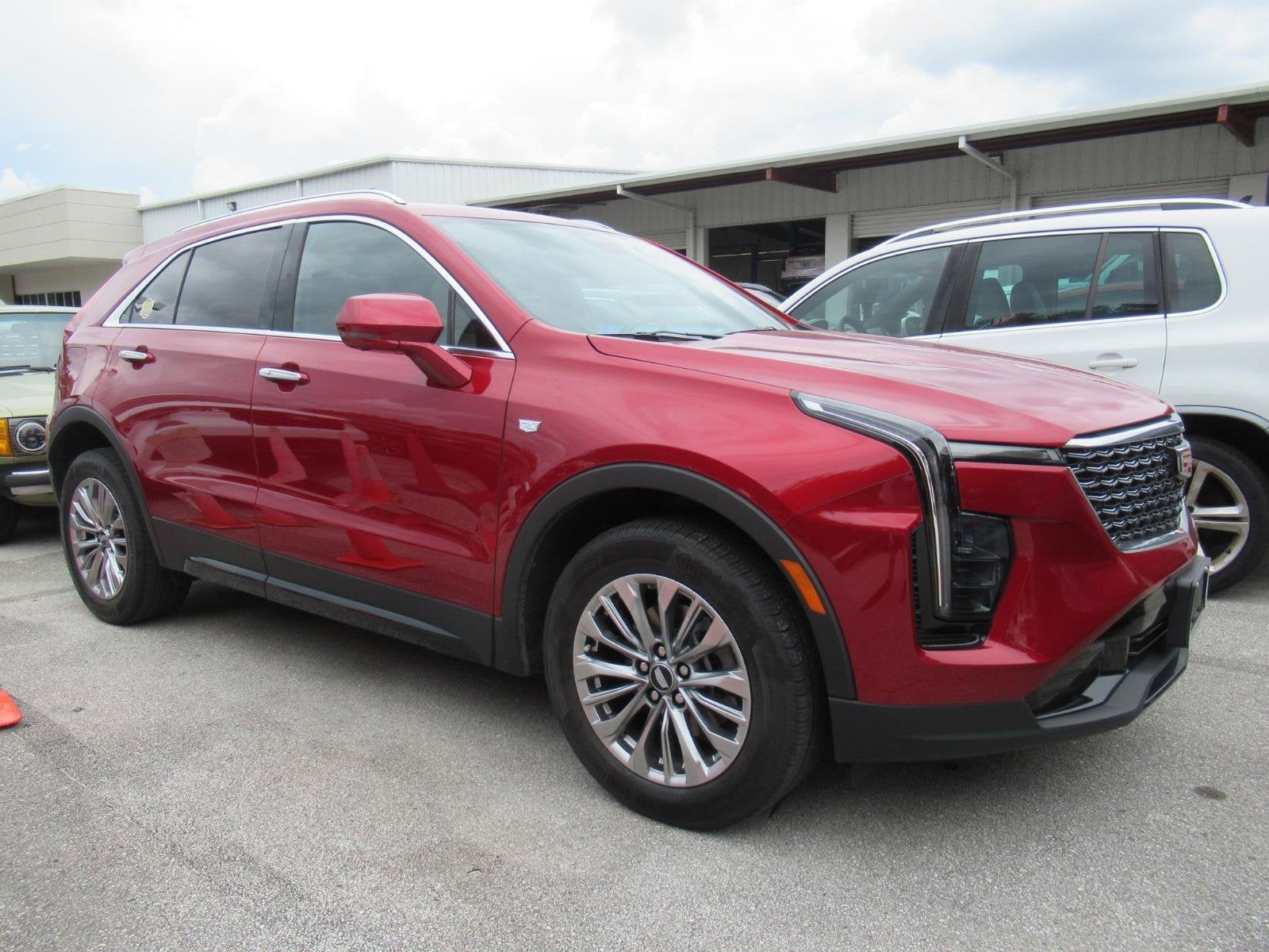 2024 Cadillac XT4 Premium Luxury