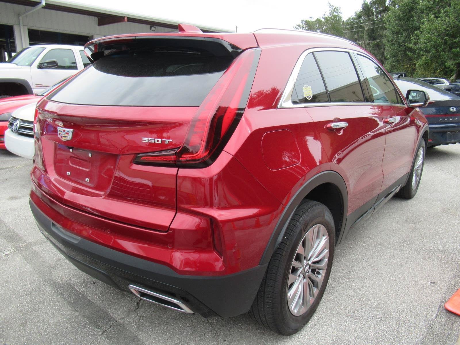 2024 Cadillac XT4 Premium Luxury