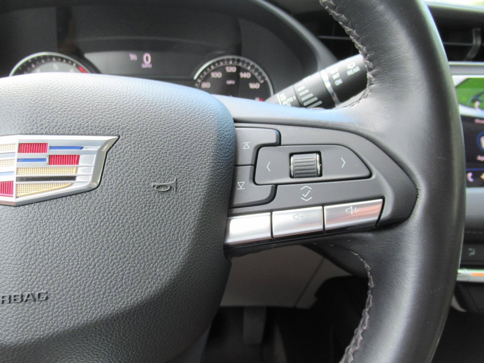 2022 Cadillac XT4 AWD Premium Luxury