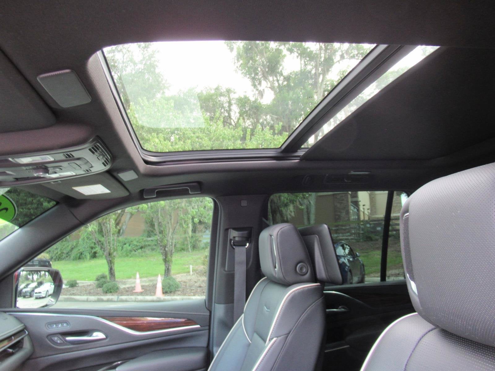 2023 Cadillac Escalade 4WD Premium Luxury
