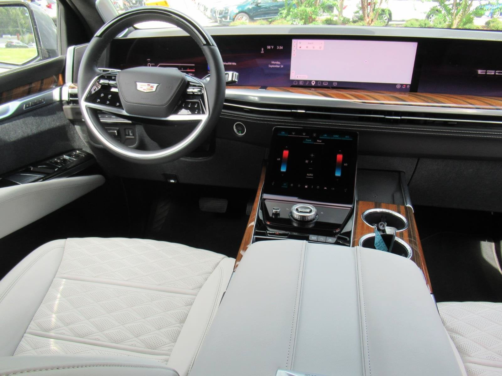 2026 Cadillac Escalade ESV Platinum Sport