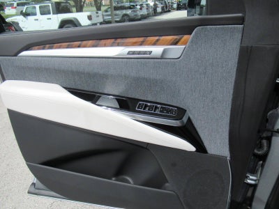 2026 Cadillac Escalade ESV Platinum Sport