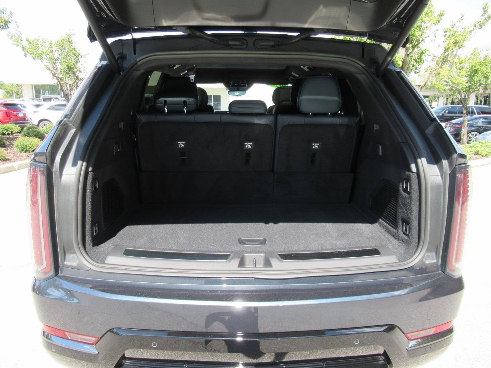 2026 Cadillac ESCALADE IQ Premium Sport