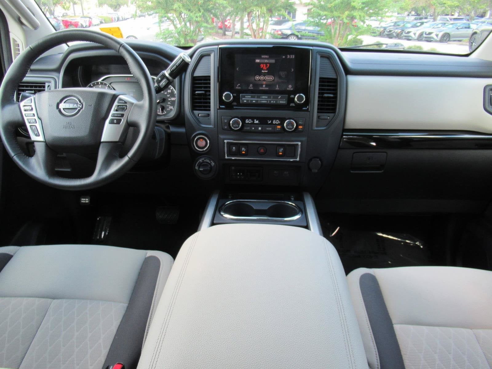 2024 Nissan Titan XD SV