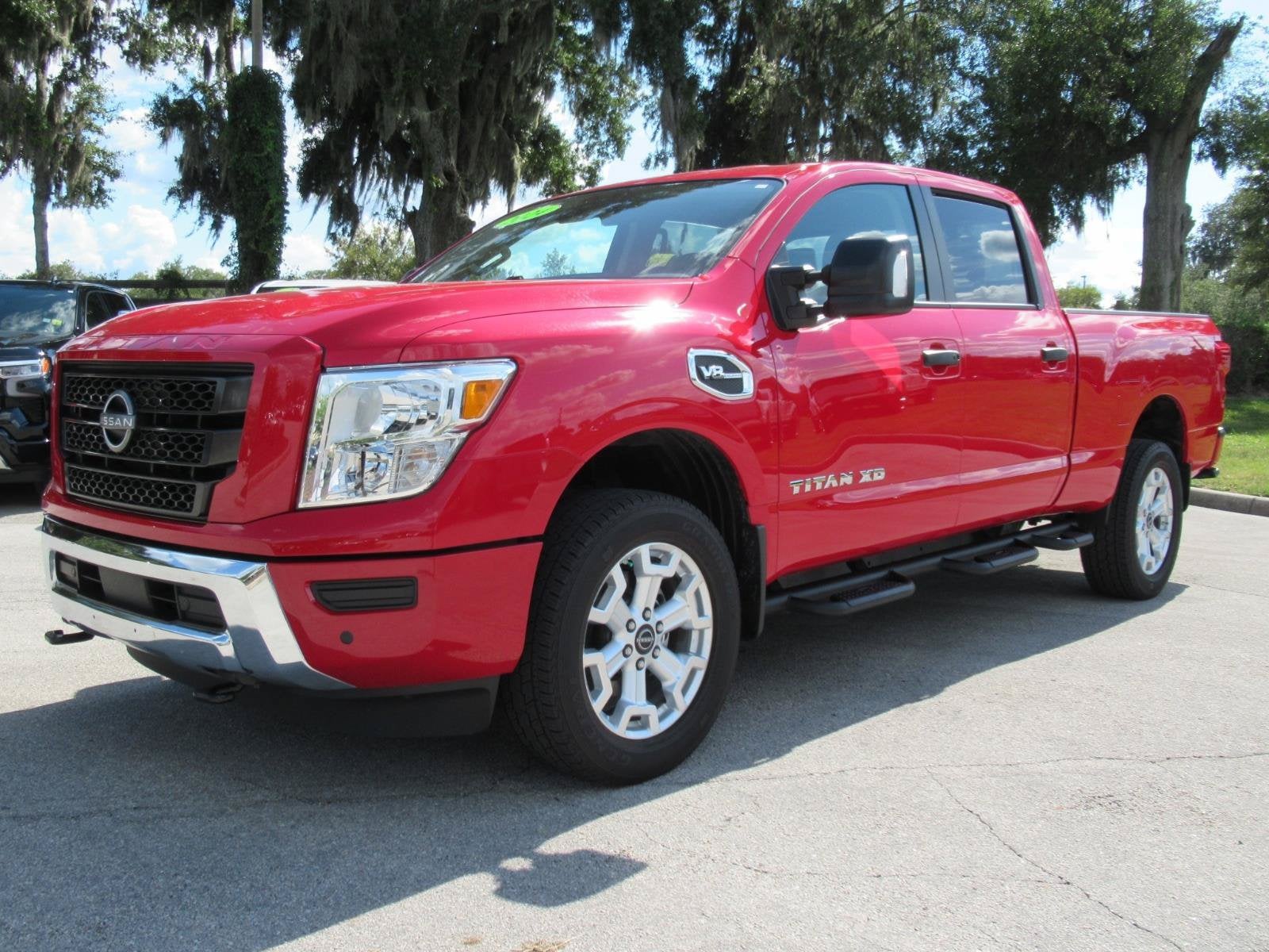 2024 Nissan Titan XD SV