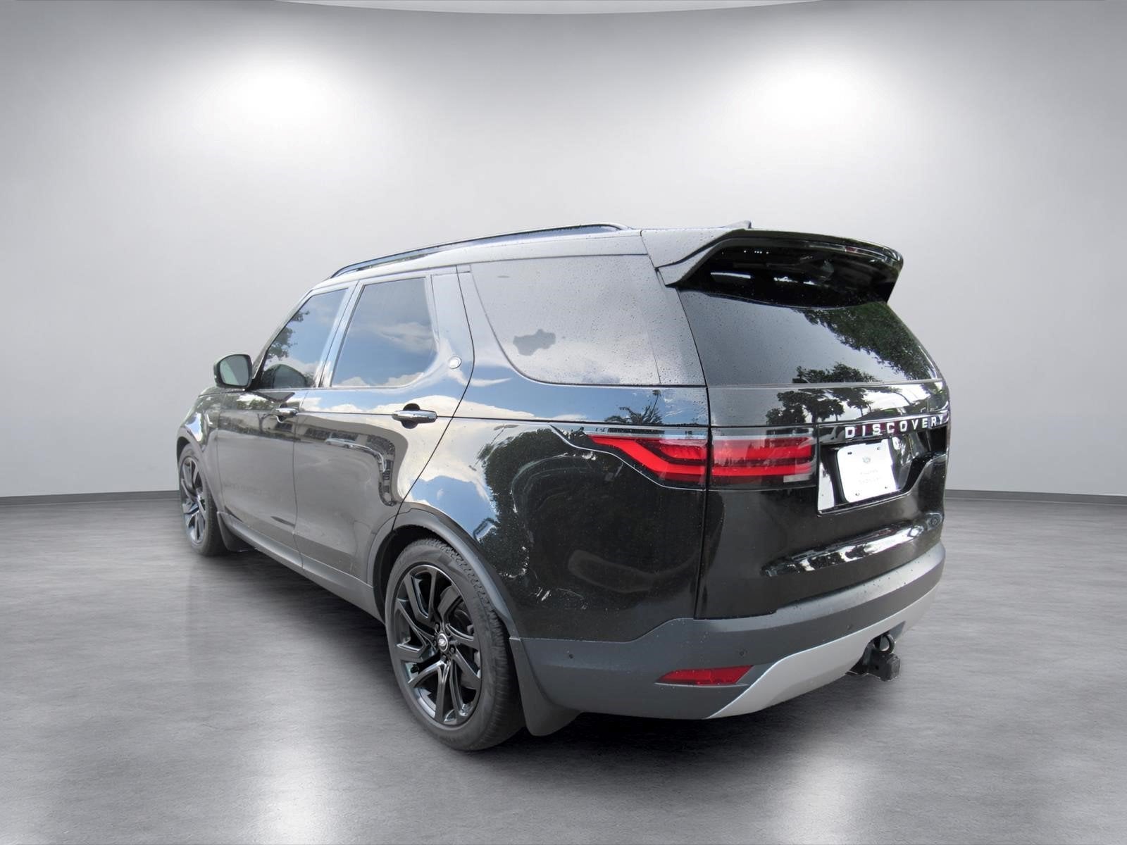 2024 Land Rover Discovery S