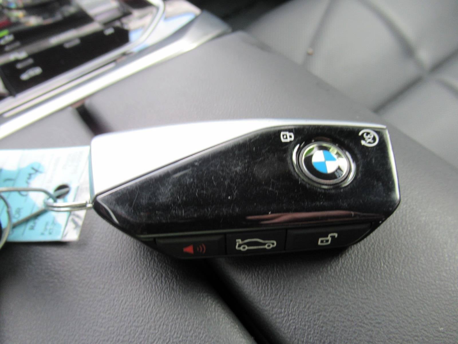 2023 BMW 7 Series 740i