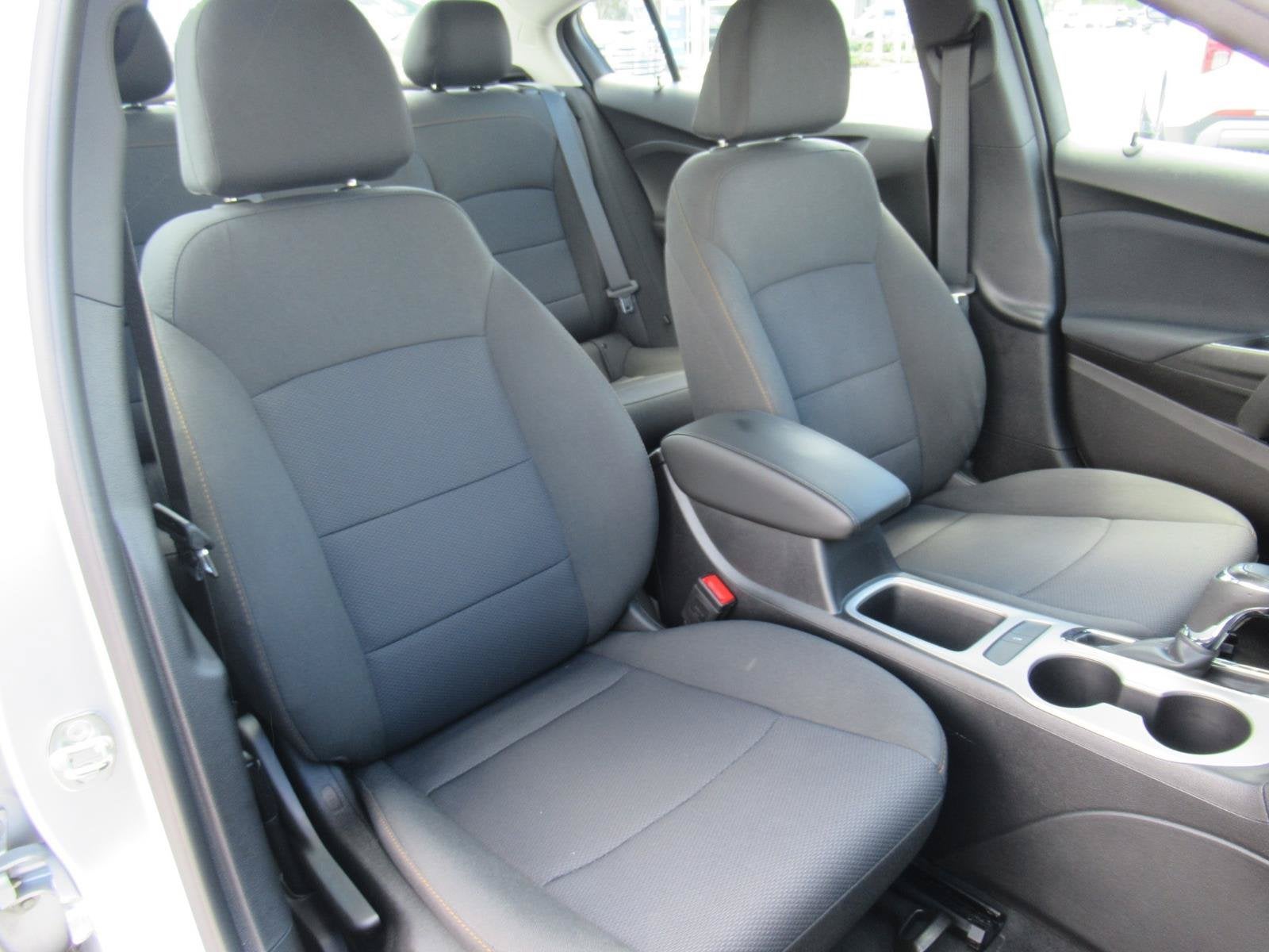 2018 Chevrolet Cruze LS