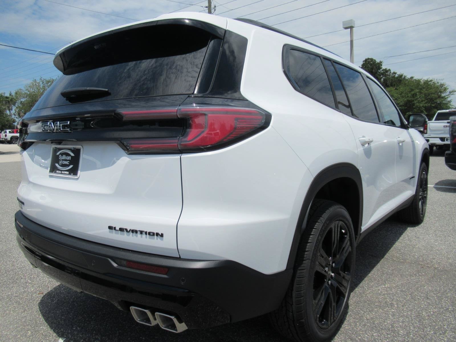 2027 GMC Acadia Elevation