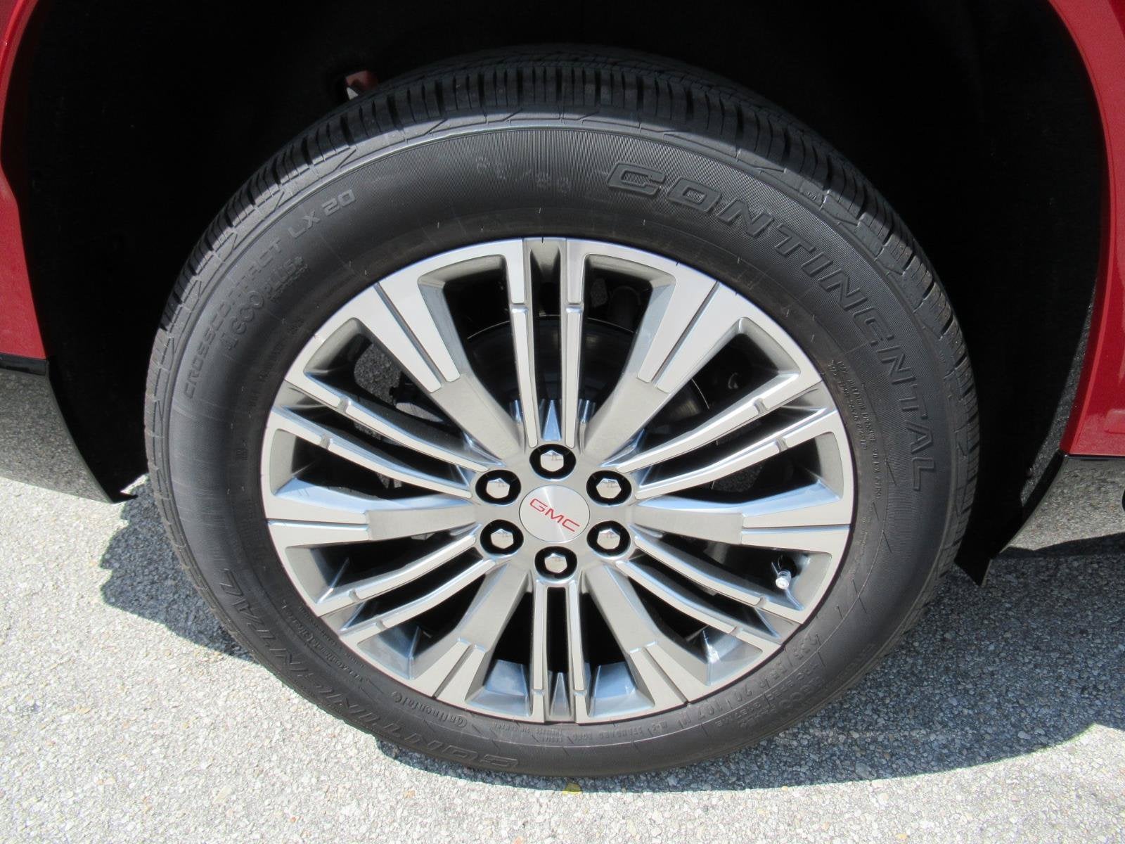 2027 GMC Acadia Denali