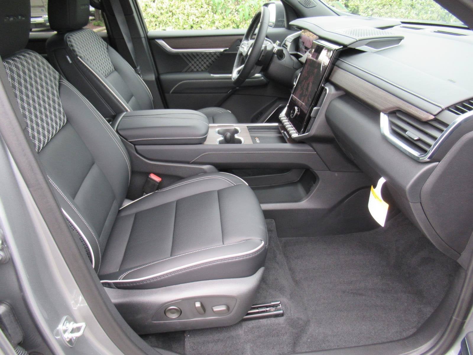 2027 GMC Acadia Denali