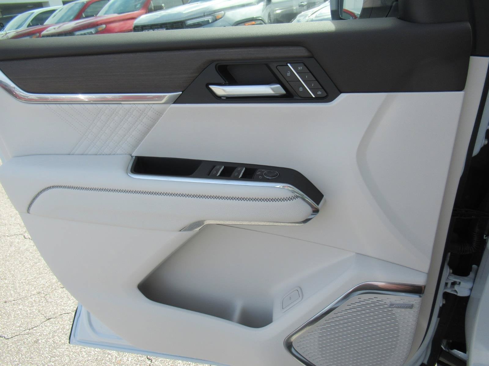 2027 GMC Acadia Denali