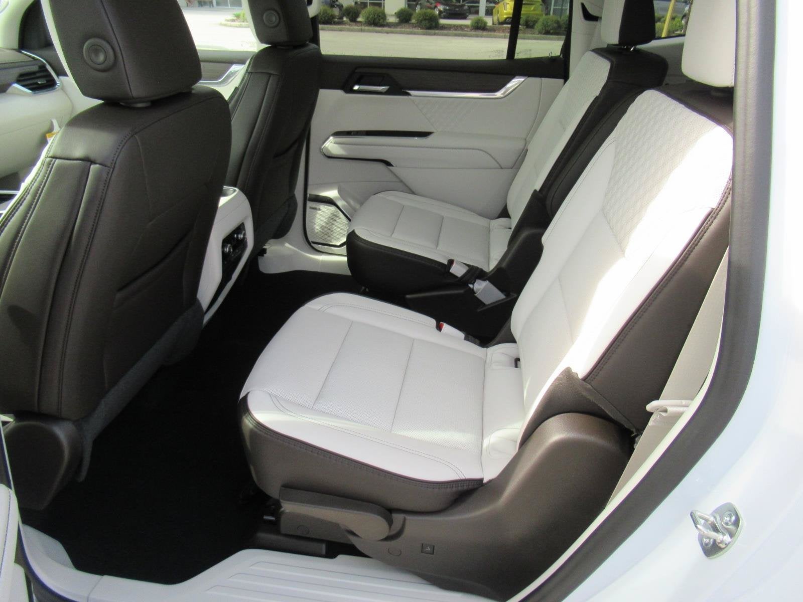 2027 GMC Acadia Denali