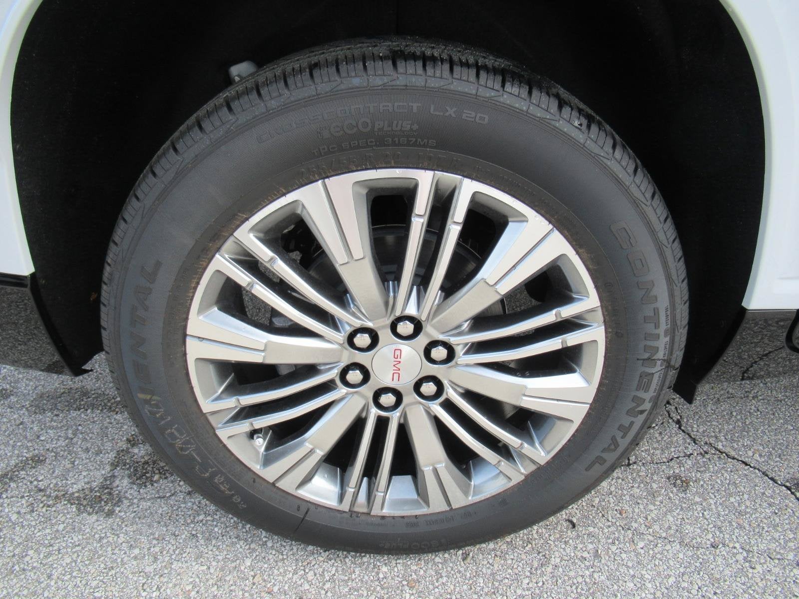 2027 GMC Acadia Denali