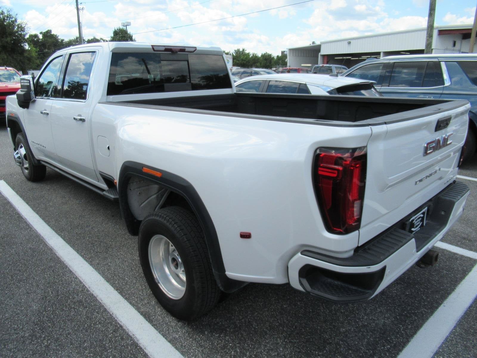 2023 GMC Sierra 3500 HD Denali