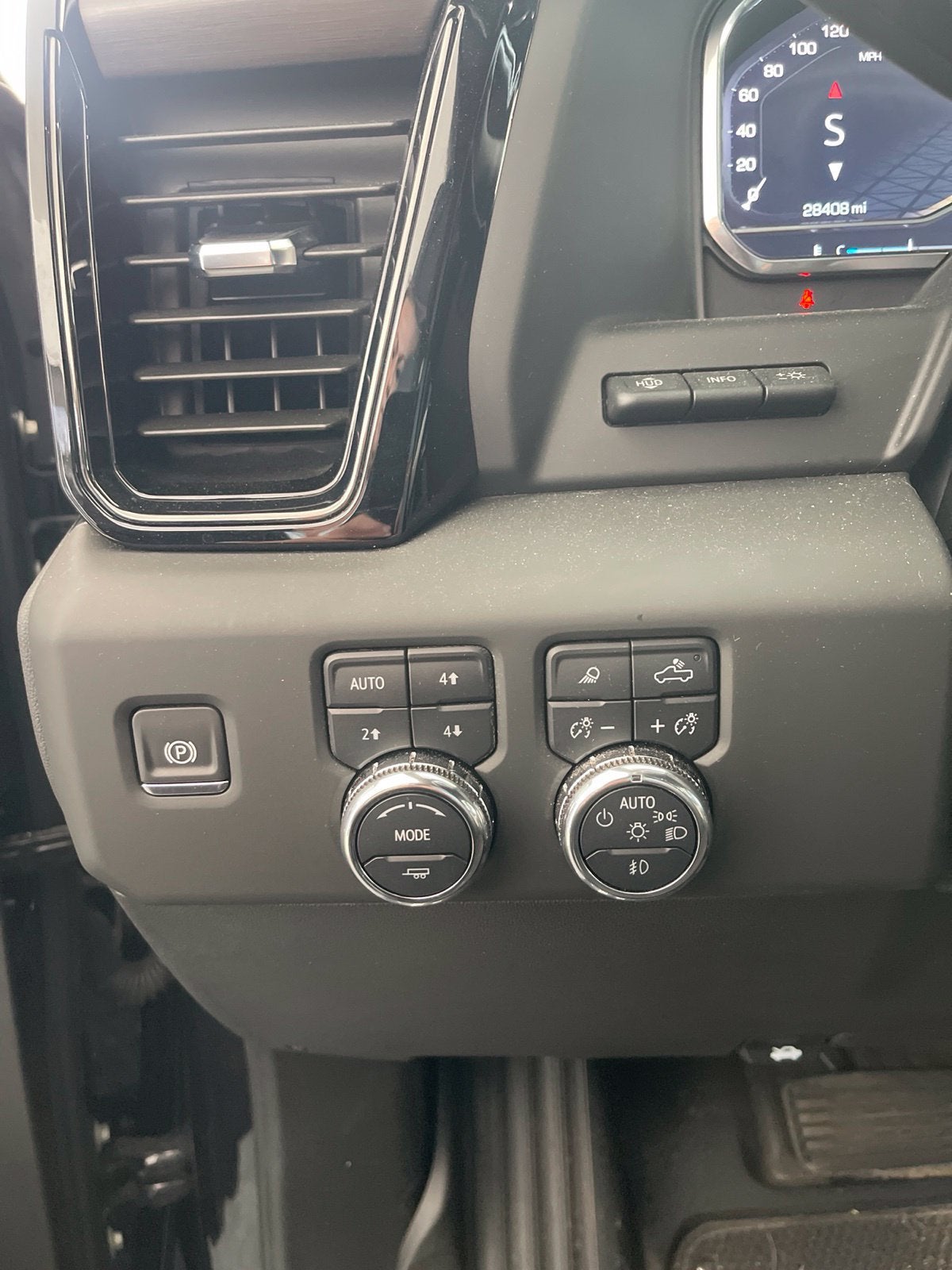 2025 GMC Sierra 3500 HD AT4