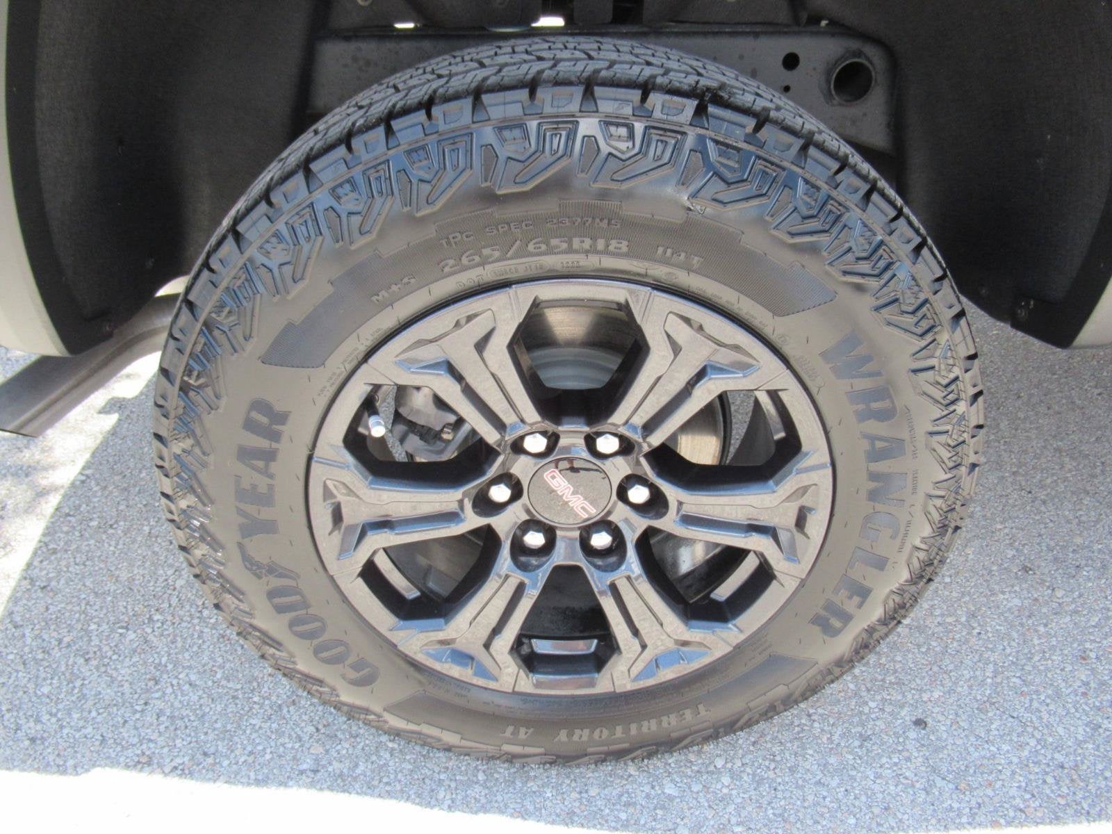 2025 GMC Canyon Elevation