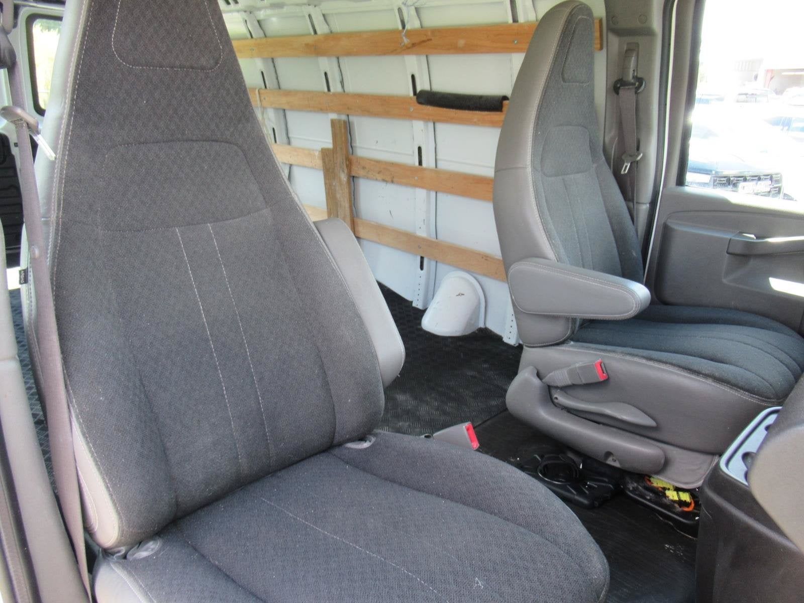 2021 GMC Savana Cargo 2500 VAN 2500 135" RWD
