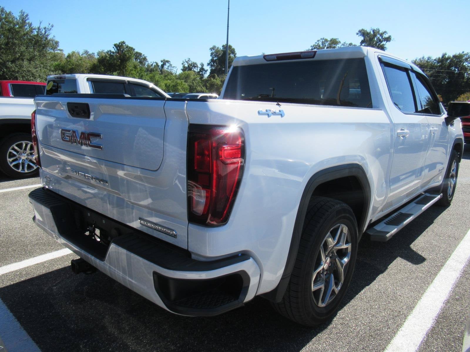 2022 GMC Sierra 1500 Elevation