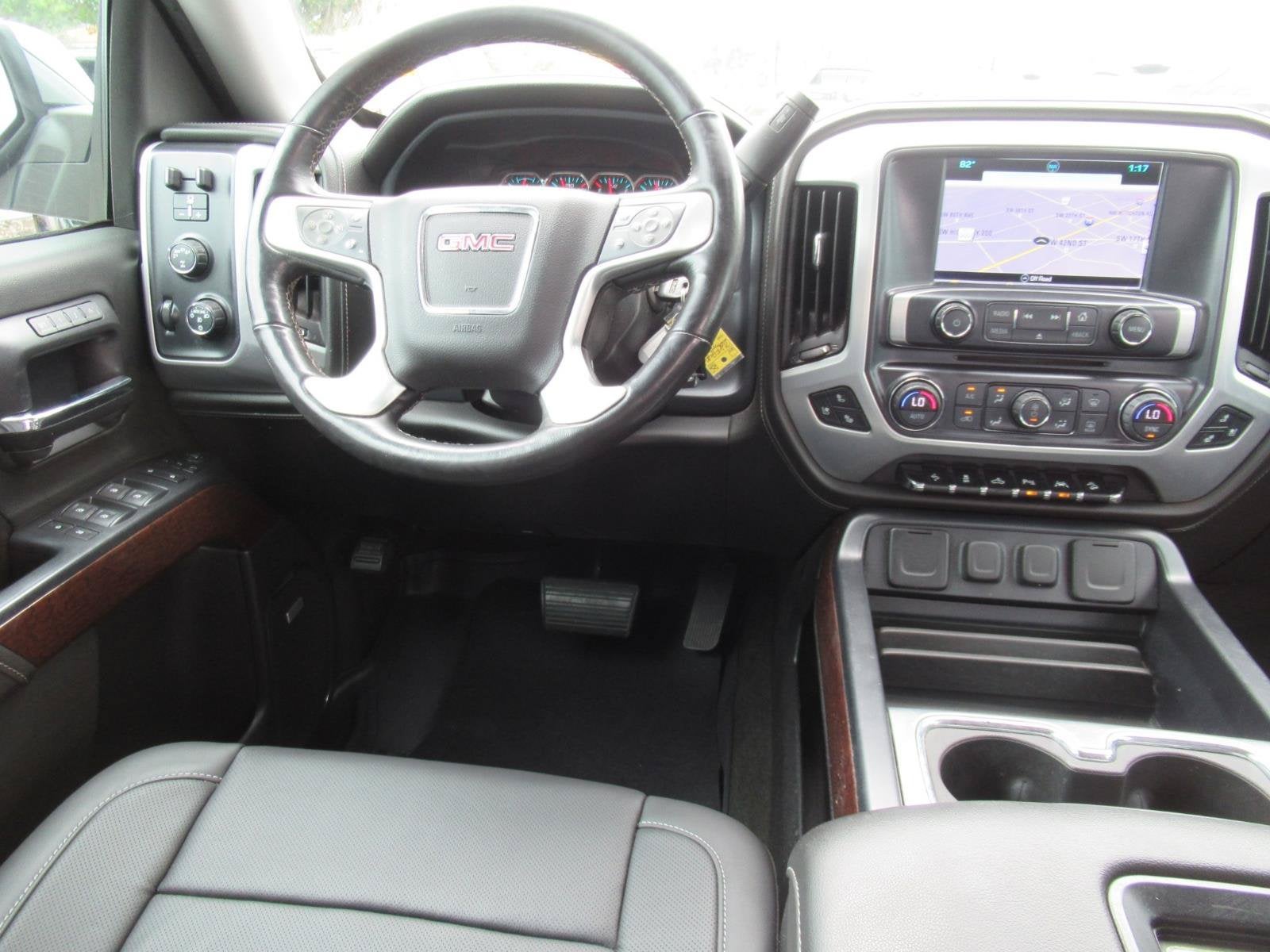 2017 GMC Sierra 1500 SLT