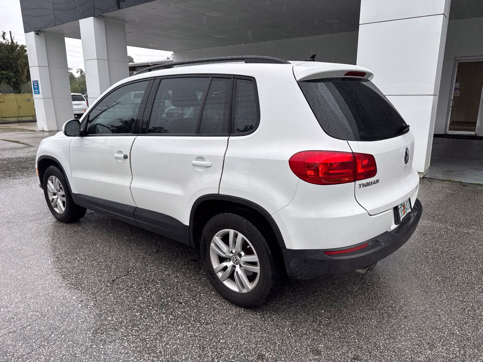 2017 Volkswagen Tiguan S
