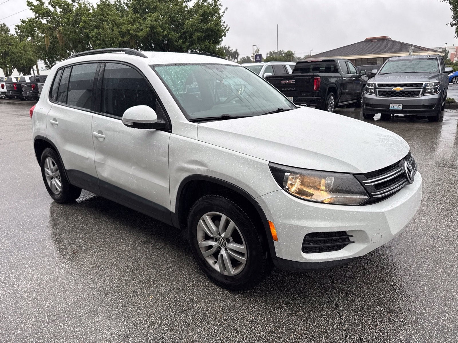 2017 Volkswagen Tiguan S