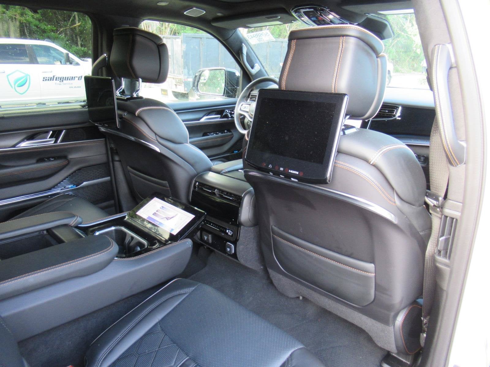 2025 Jeep Grand Wagoneer Series III Obsidian 4x4