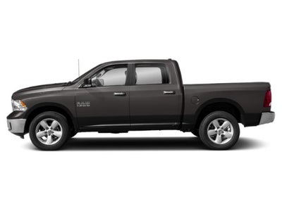 2018 RAM 1500 Big Horn Crew Cab 4x4 6'4' Box