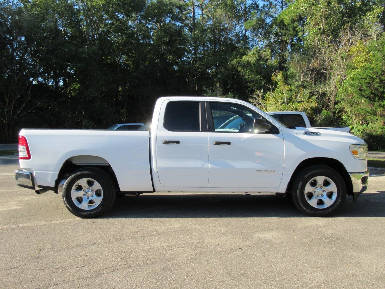2023 RAM 1500 Big Horn Quad Cab 4x2 6'4' Box