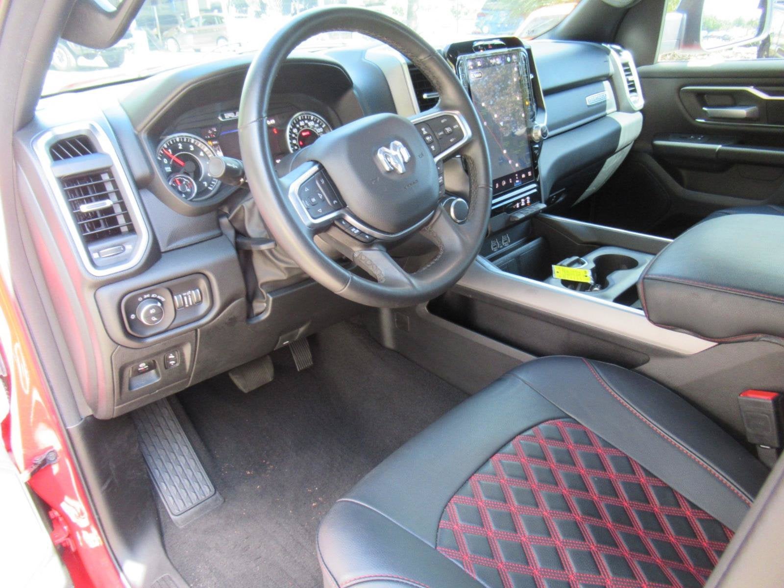 2025 RAM 1500 Big Horn Crew Cab 4x4 6'4' Box