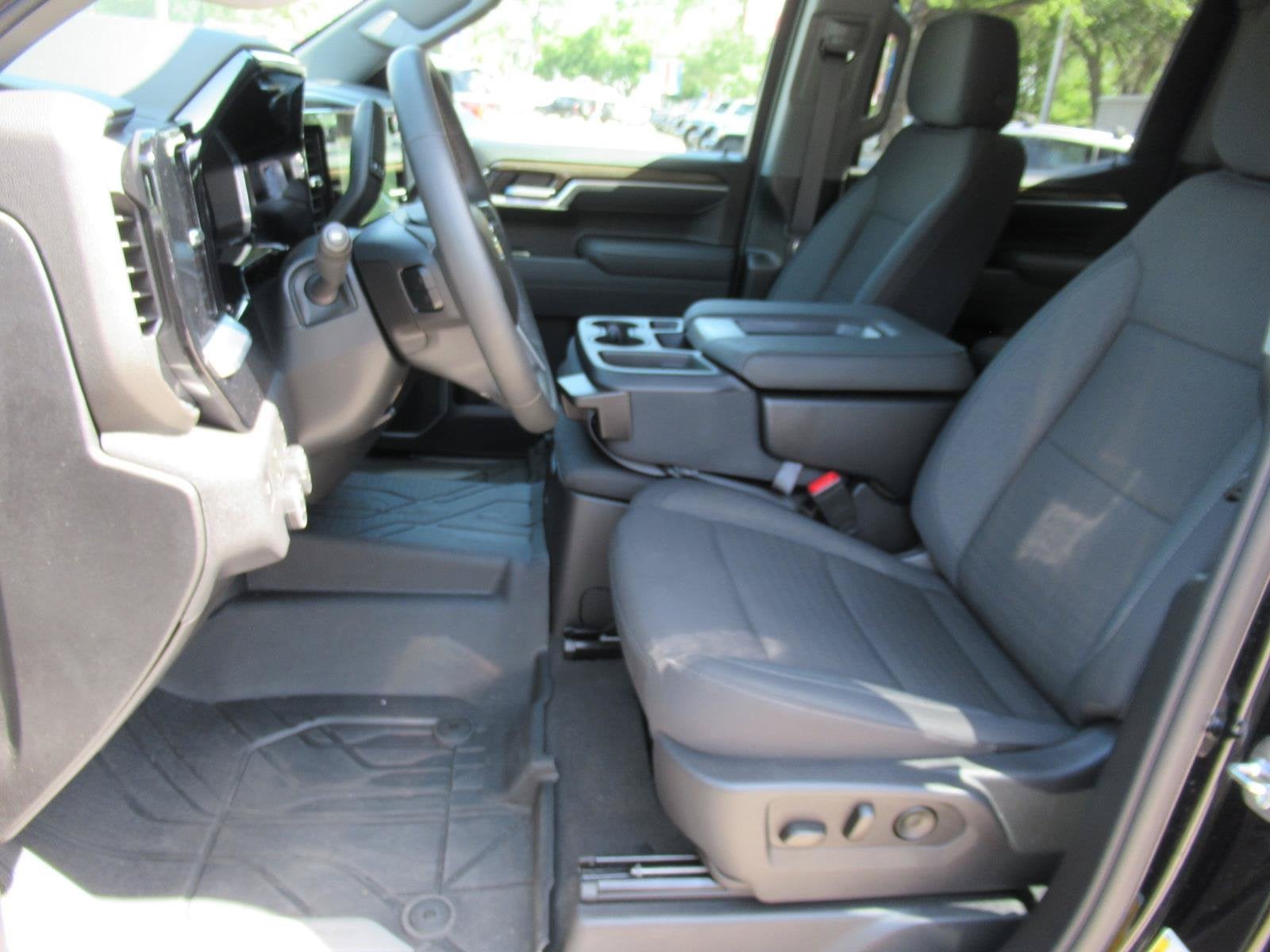 2026 Chevrolet Silverado 1500 4WD Crew Cab Short Bed LT with 2FL