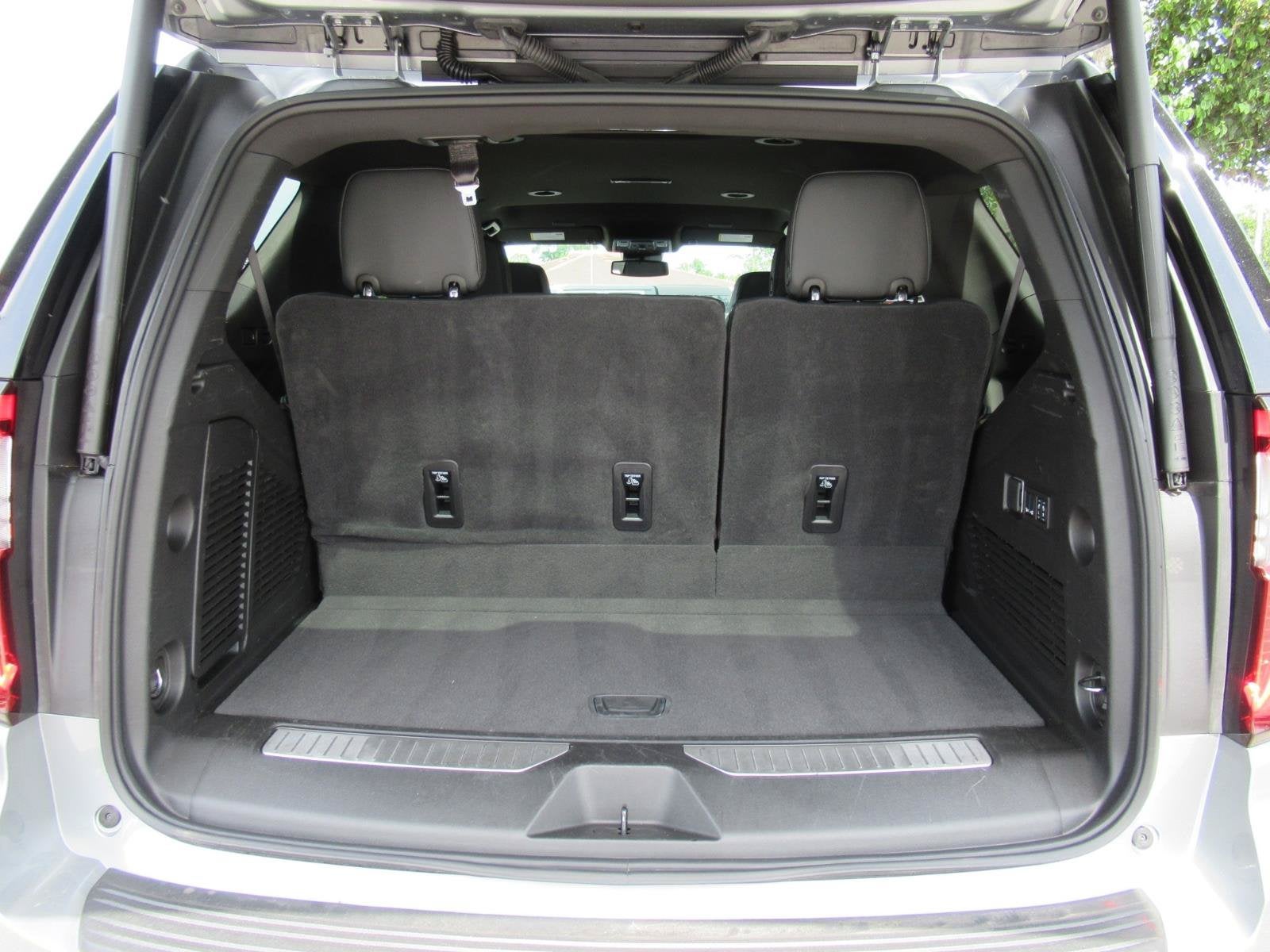 2025 GMC Yukon 4WD Denali