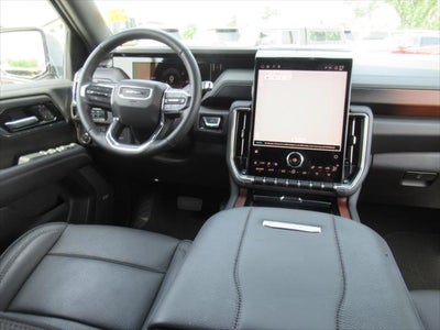 2025 GMC Yukon 4WD Denali