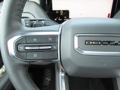 2025 GMC Yukon 4WD Denali