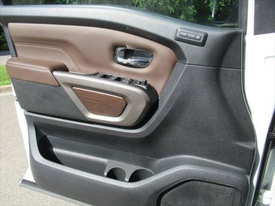 2023 Nissan Titan Crew Cab Platinum Reserve 4x4