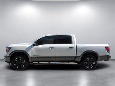 2023 Nissan Titan Crew Cab Platinum Reserve 4x4