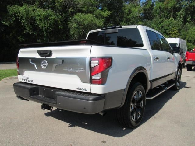 2023 Nissan Titan Crew Cab Platinum Reserve 4x4