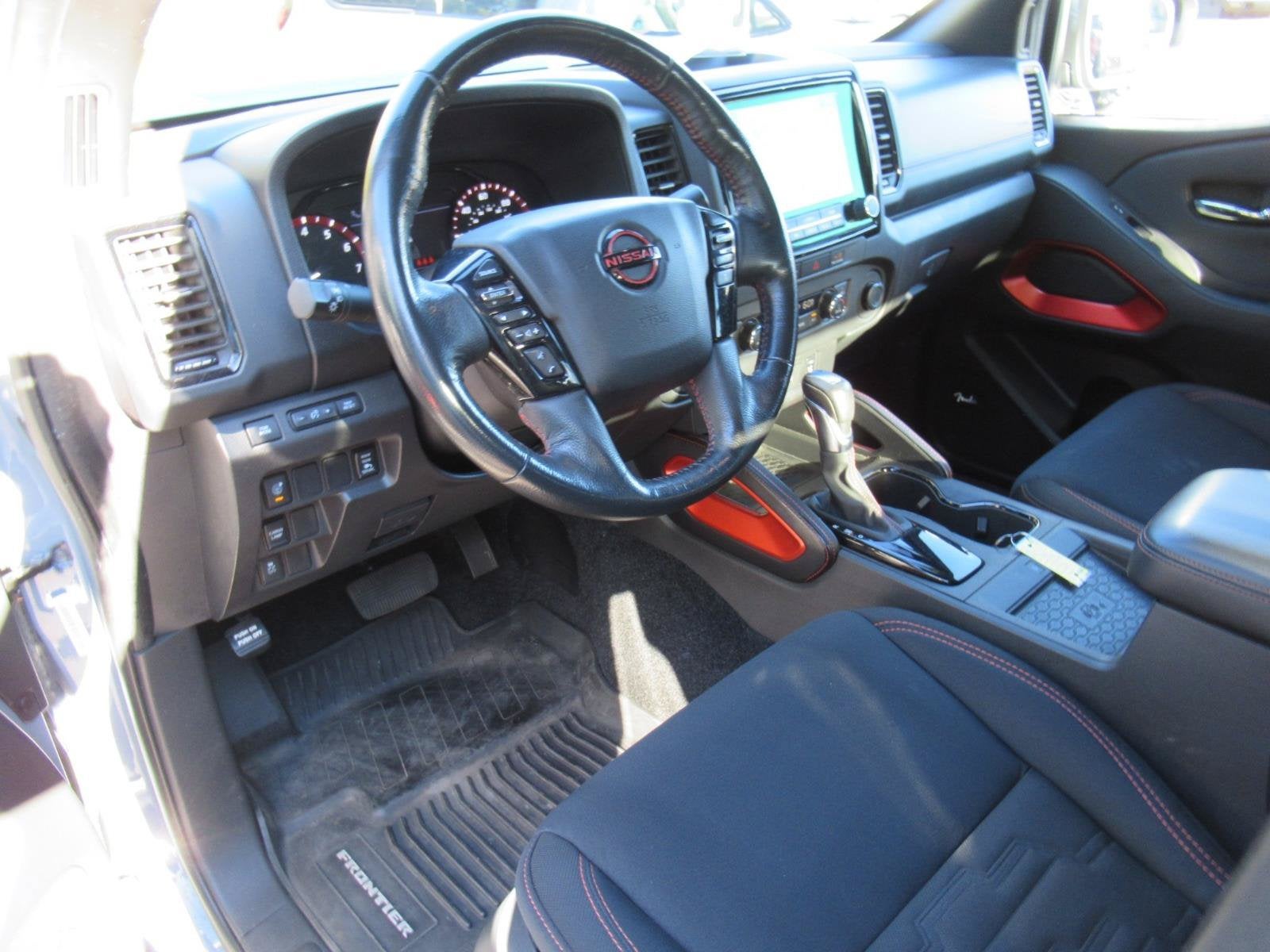 2024 Nissan Frontier Crew Cab PRO-X 4x2