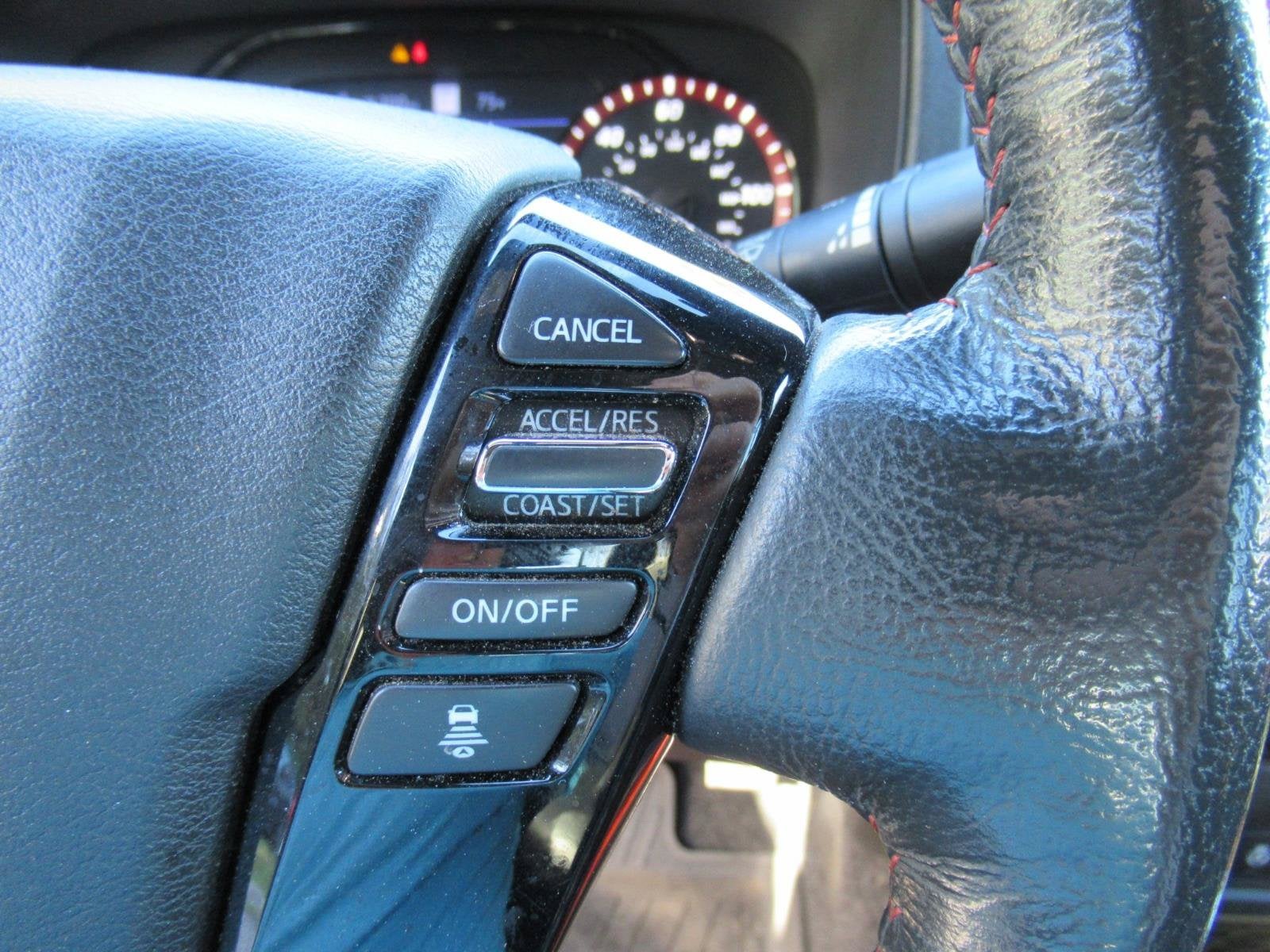 2024 Nissan Frontier Crew Cab PRO-X 4x2