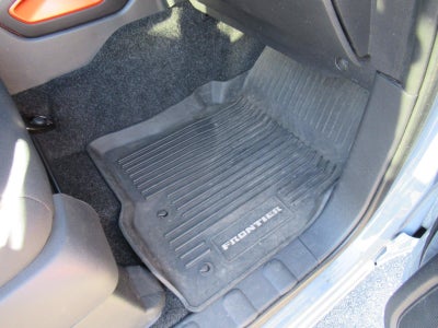 2024 Nissan Frontier Crew Cab PRO-X 4x2