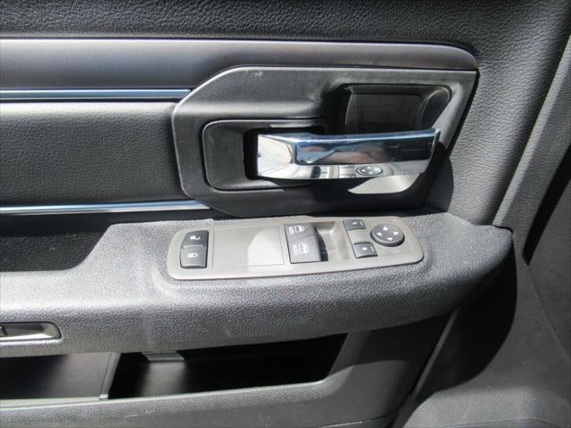 2023 RAM 1500 Tradesman Regular Cab 4x2 8' Box