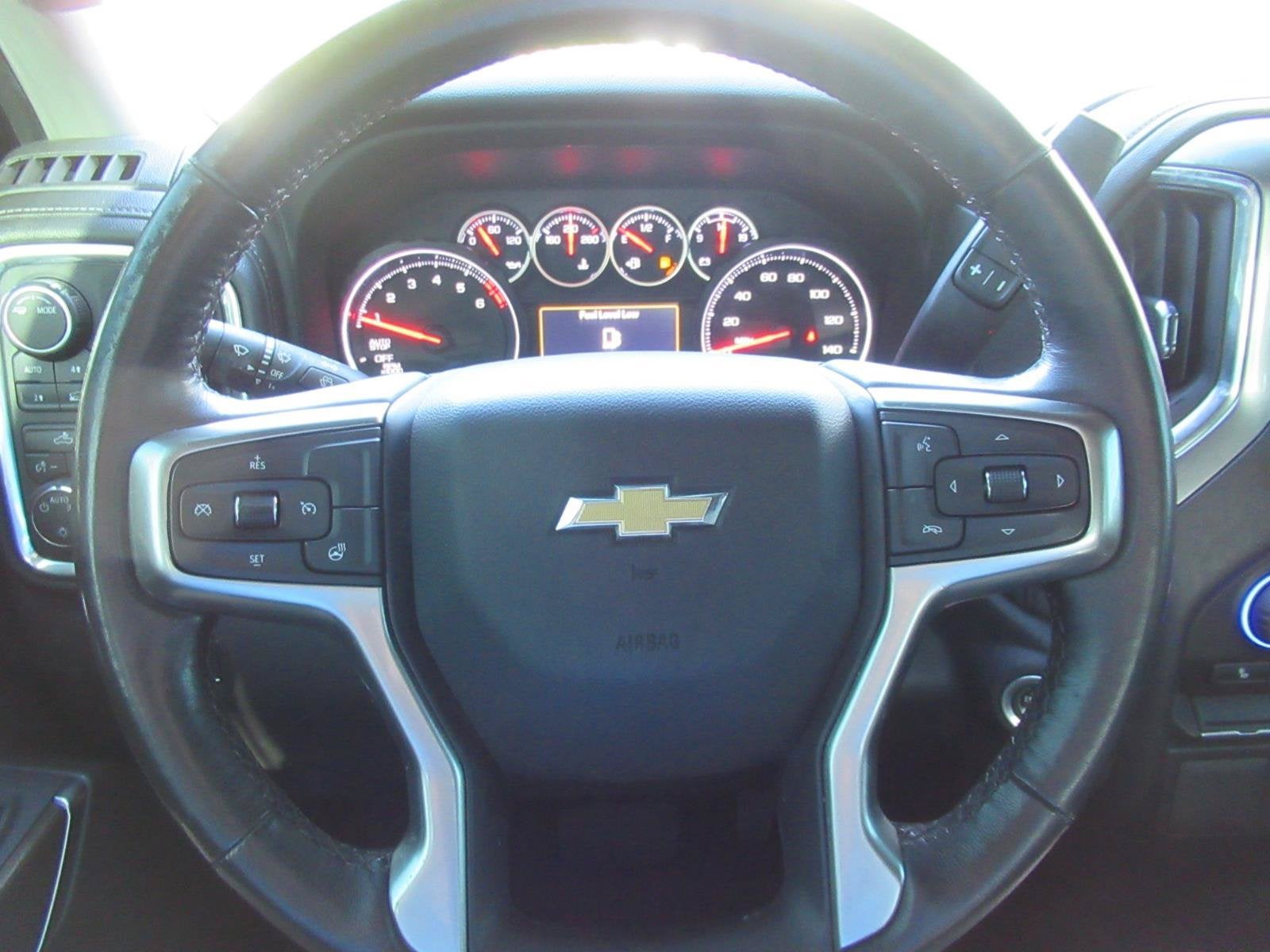 2022 Chevrolet Silverado 1500 LTD 4WD Crew Cab Short Bed LT with 2FL