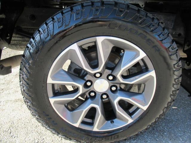 2022 Chevrolet Silverado 1500 LTD 4WD Crew Cab Short Bed LT with 2FL